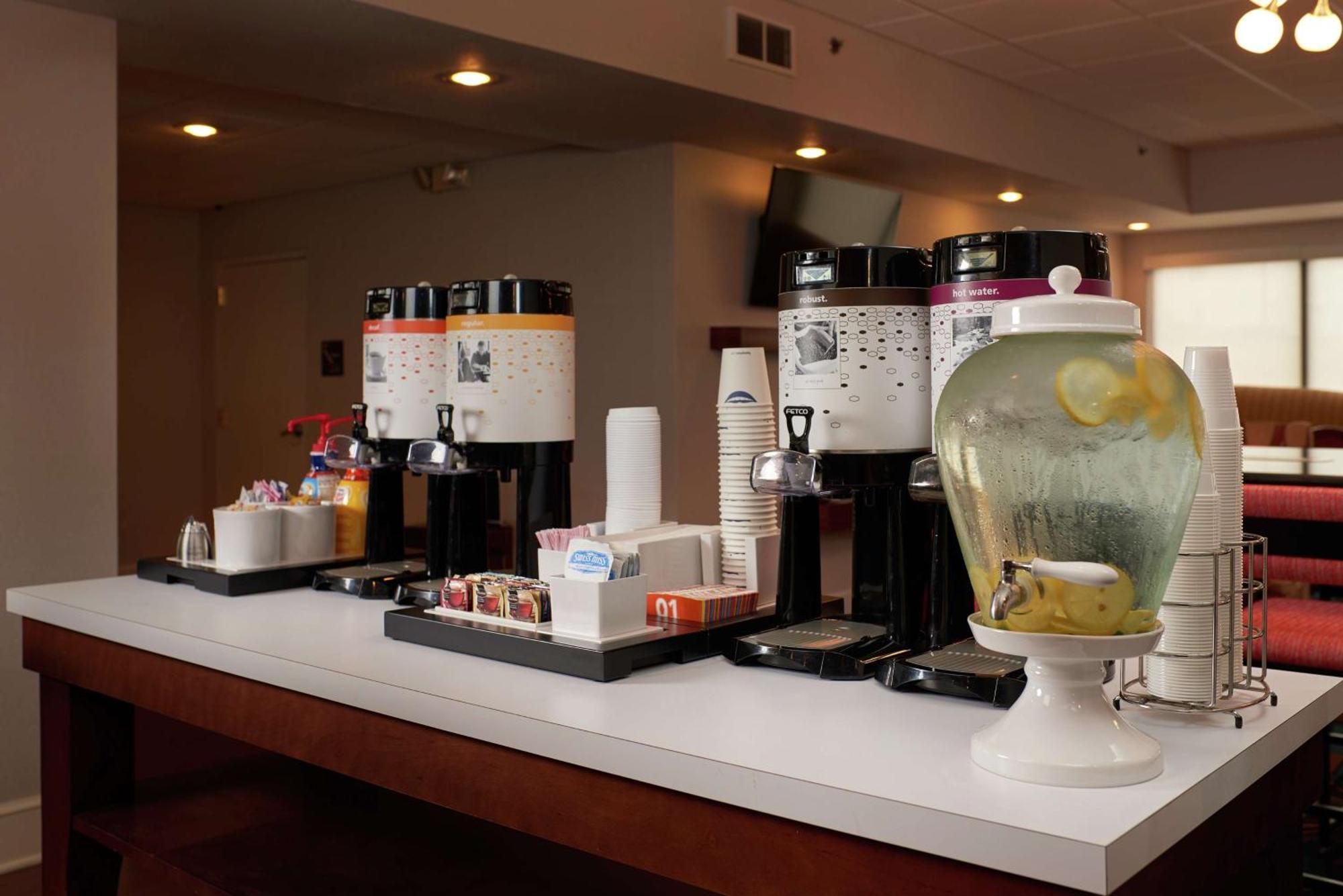 Hampton Inn By Hilton Youngstown-West I-80 Mineral Ridge Eksteriør bilde