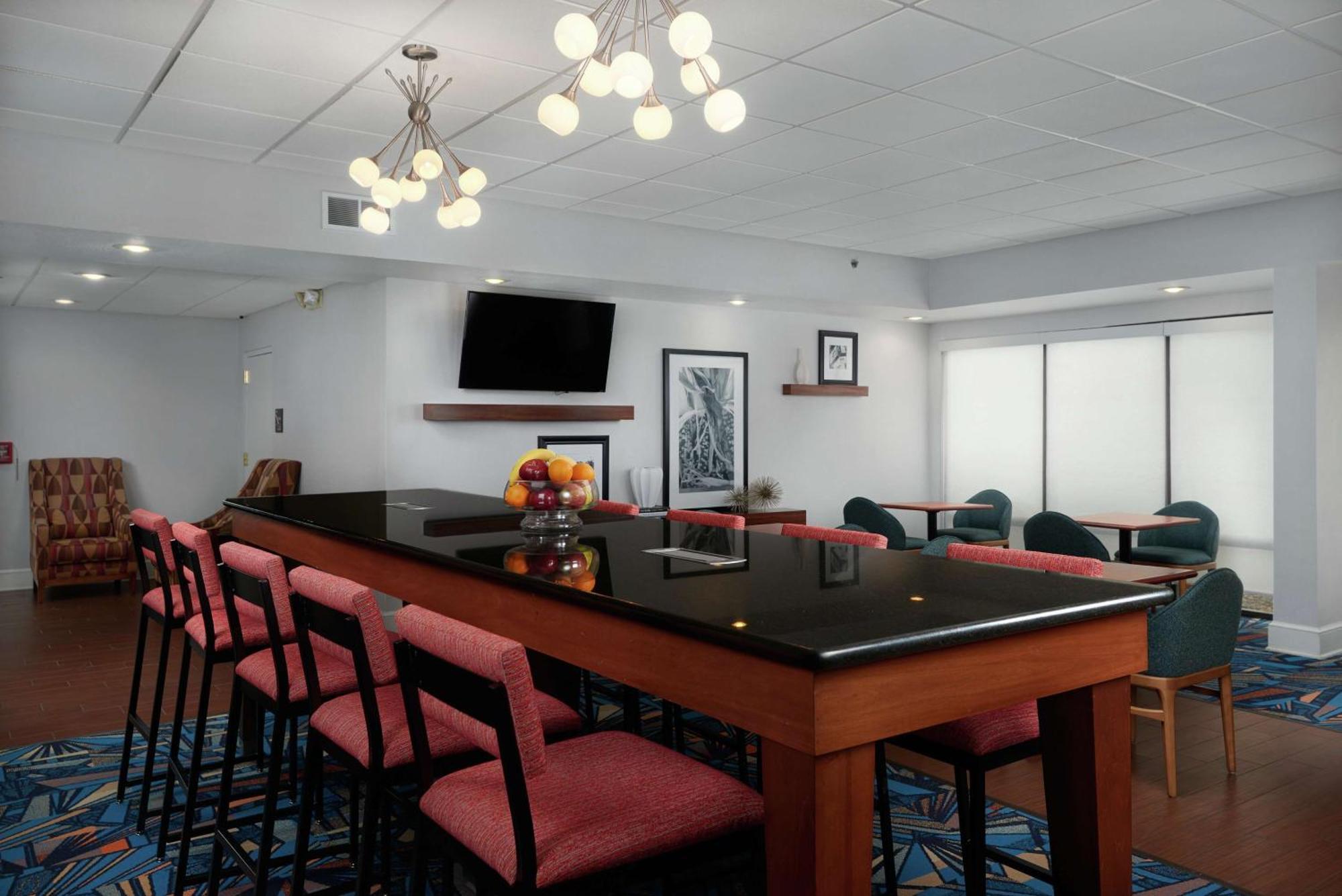 Hampton Inn By Hilton Youngstown-West I-80 Mineral Ridge Eksteriør bilde